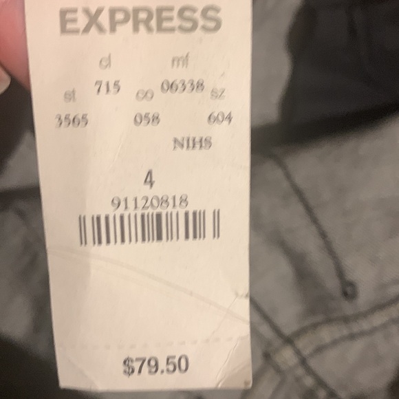 NWT, Express jeans, size 4 Stella style, skinny, dark wash - Picture 7 of 7